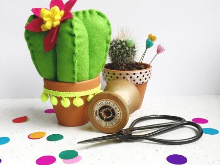 The Make Arcade - DIY Pin Cushion Kit - Prickly Cactus For Discount